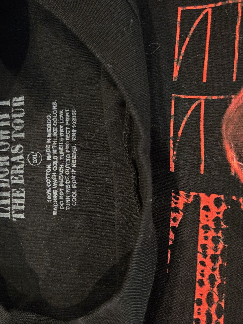 Taylor Swift Authentic Concert ERAS TOUR Reputation Shirt - Picture 4 of 5